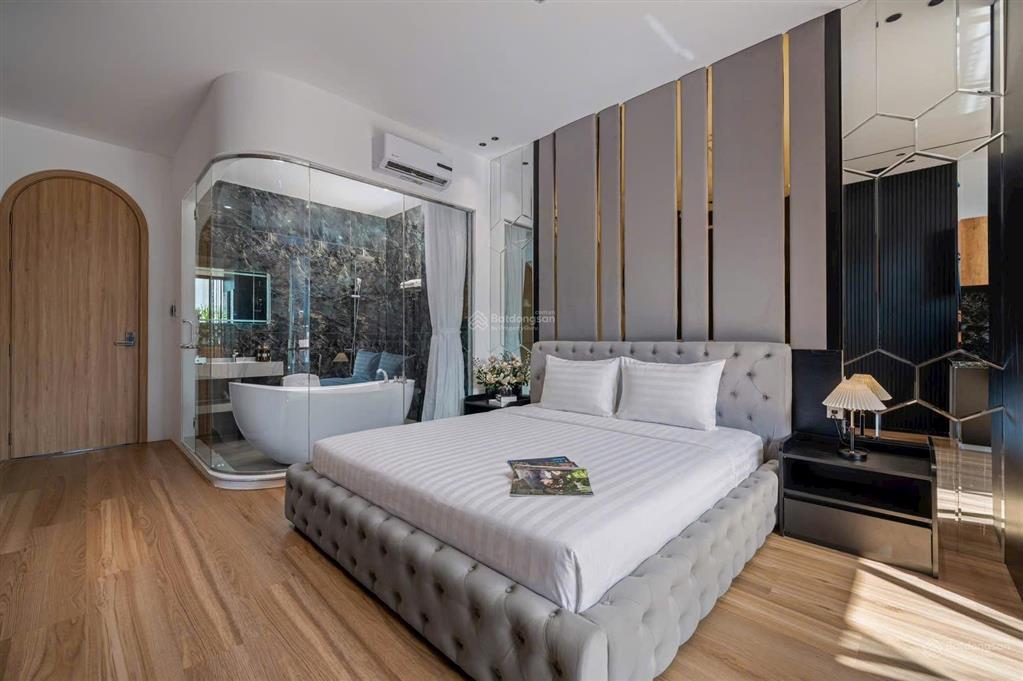 Siêu phẩm villa 4 tầng, sát biển mỹ khê, phố tây an thượng, biển mỹ khê, đn.