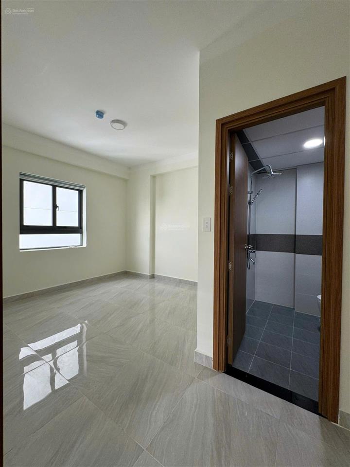 Cho thuê căn hộ 3pn tại chung cư stown tham lương, 9,5 triệu/tháng.