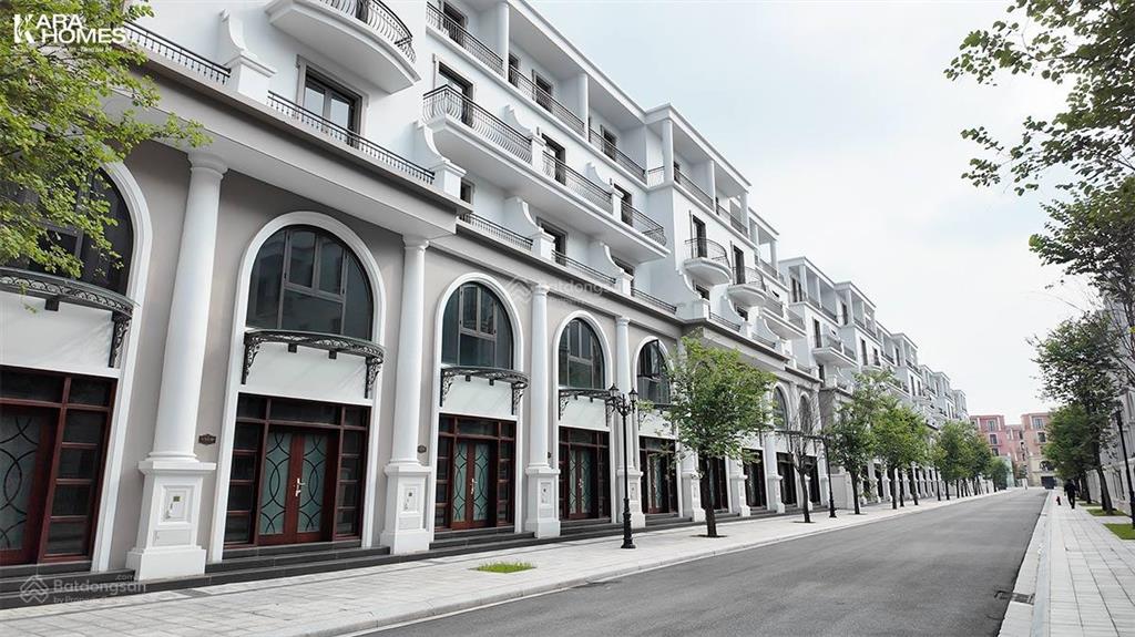 Chủ nhà bán liền kề vịnh xanh vin 3 giá 9.5 tỷ.  0988 652 ***