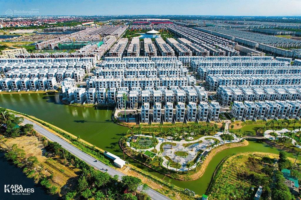 Chủ nhà bán liền kề vịnh xanh vin 3 giá 9.5 tỷ.  0988 652 ***
