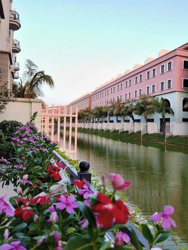 Mở bán đợt 1 biệt thự đảo ngọc view sông khép kín vin 3 áp vc còn 18 tỷ ký trực tiếp cđt vinhomes