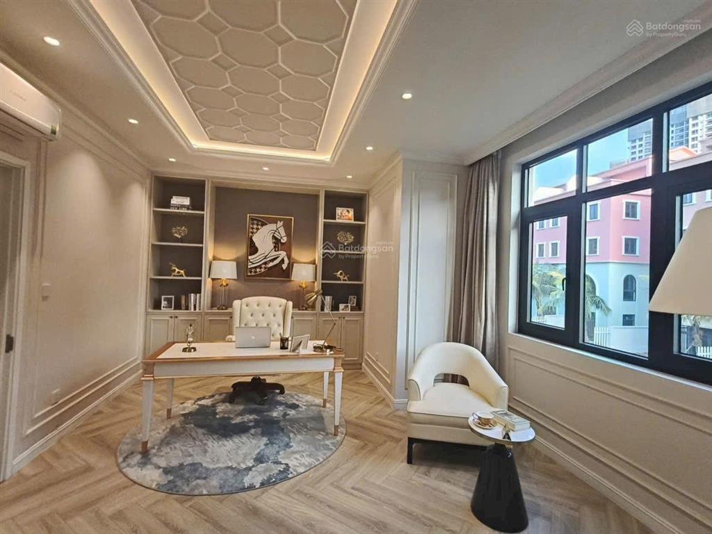 Mở bán đợt 1 biệt thự đảo ngọc view sông khép kín vin 3 áp vc còn 18 tỷ ký trực tiếp cđt vinhomes