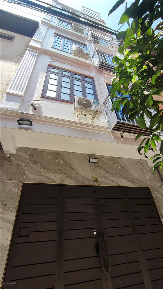 Cho thuê căn hộ khép kín đầy đủ tiện nghi ở phố liễu giai, vạn bảo 6 triệu, 32m2, view đẹp