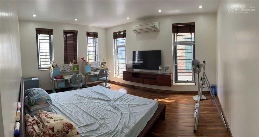Cho thuê biệt thự 200m2 trong dự án tổng cục 5 tân triều  thanh trì