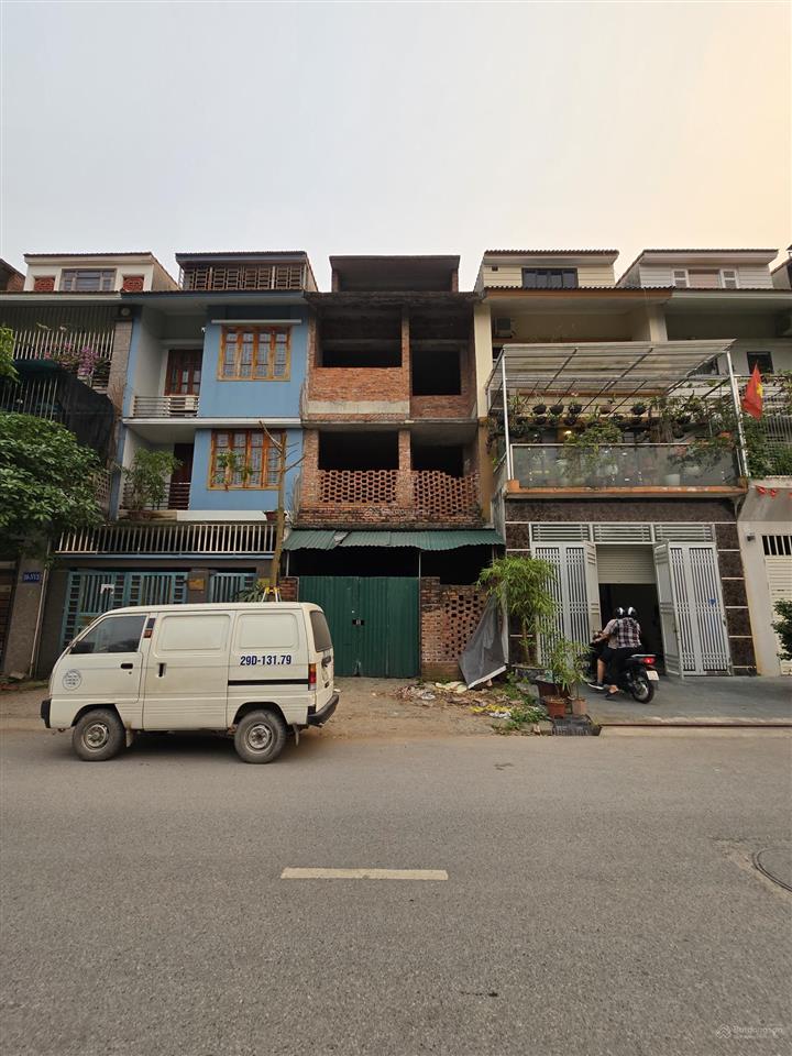Cho thuê nhà 100m2 làm kho khu đô thị tổng cục 5 tân triều