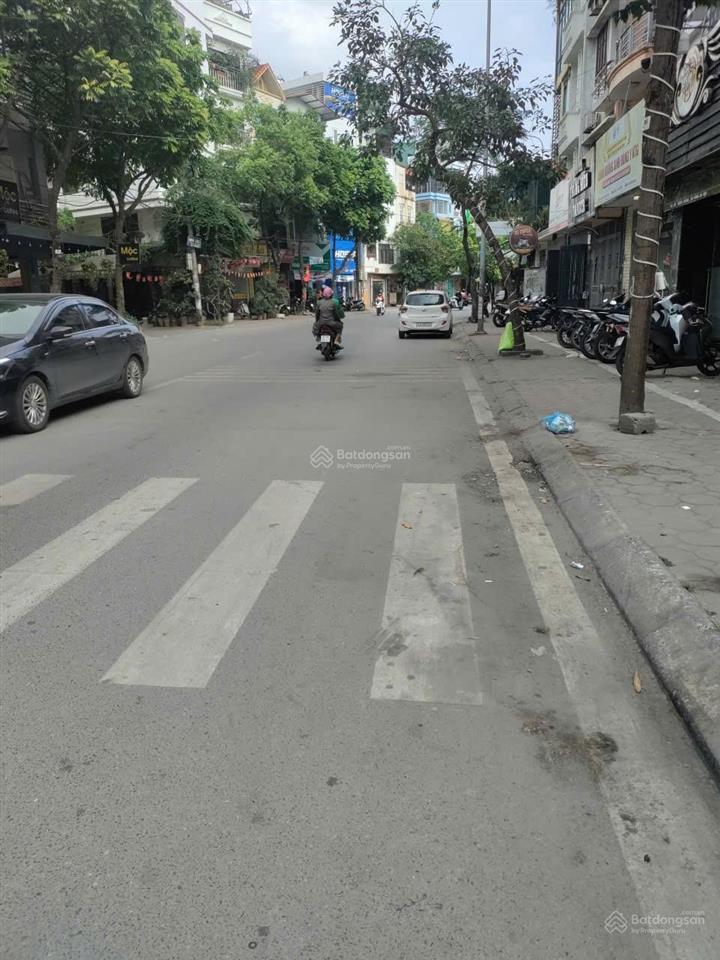 Bán nhà lô góc phân lô khu đô thị văn quán  giá 13,3 tỷ