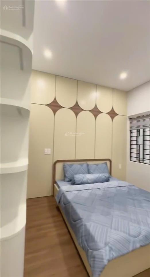 Kẹt tiền cô dung bán cắt lỗ bán căn nhà 1 lầu, tân kiên  bình chánh. shr