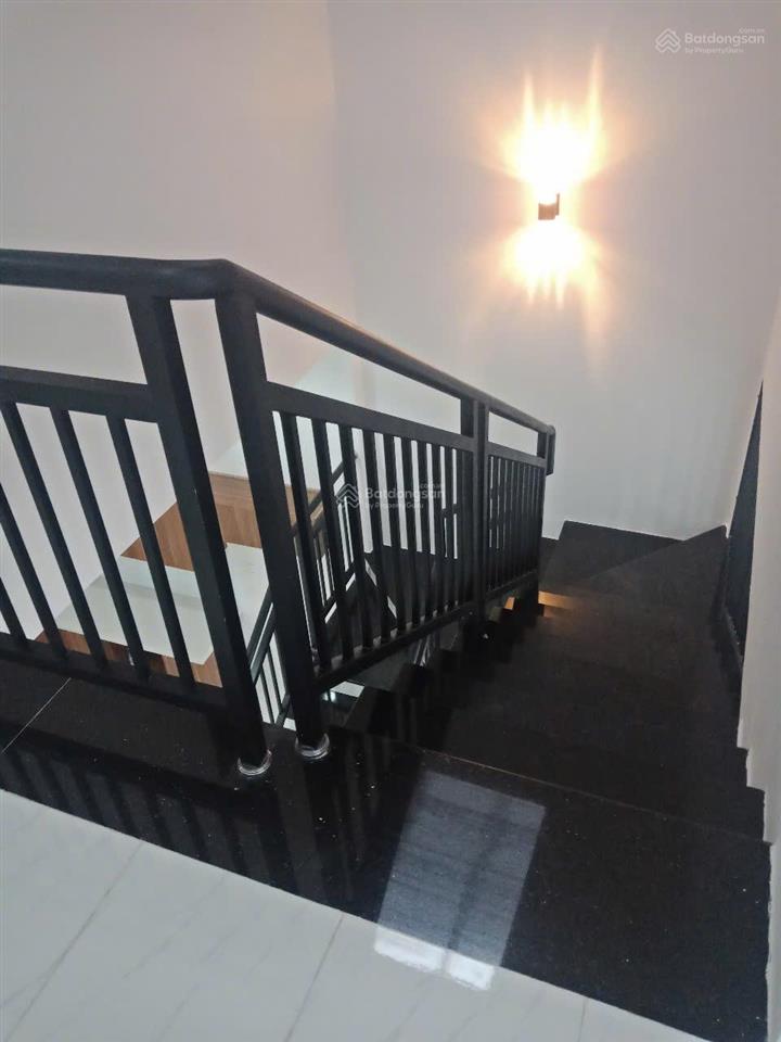 Thanh lý gấp nhà tt thị trấn cần giuộc  1,2 tỷ, 100m2  1 trệt 1 lầu