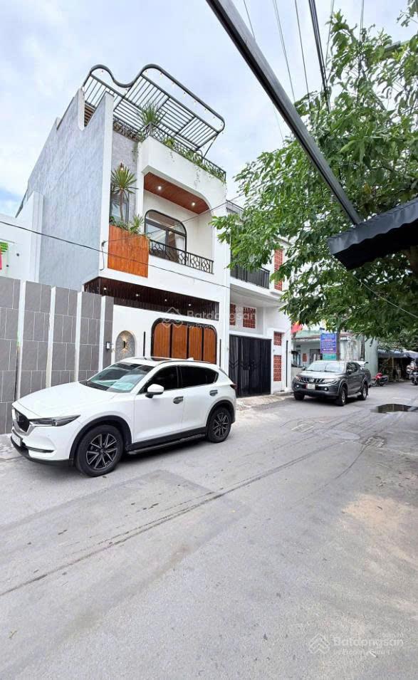 Cần tiền bán gấp nhà gần chợ phú lạc đ.tân liêm phong phú  bình chánh.