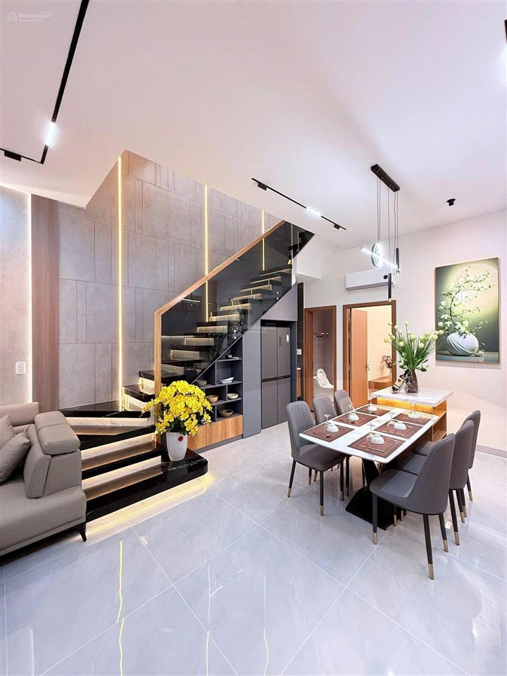 Cần tiền bán gấp nhà gần chợ phú lạc đ.tân liêm phong phú  bình chánh.