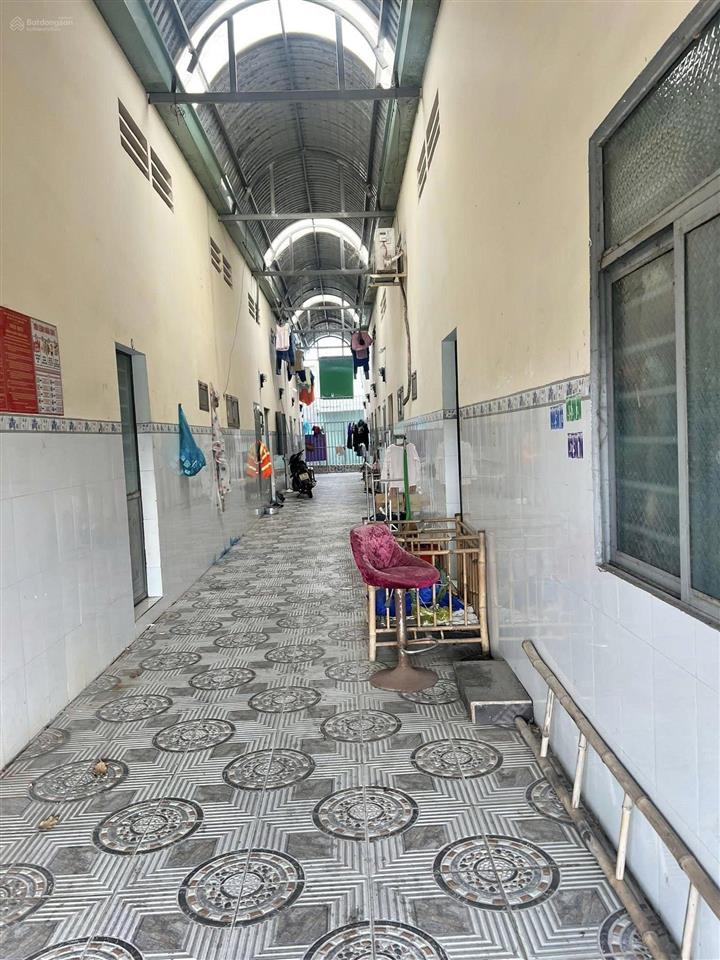 Cần nhượng lại dãy trọ 2kiot + 10phòng gần ngay khu công nghiệp lê minh xuân  bình chánh