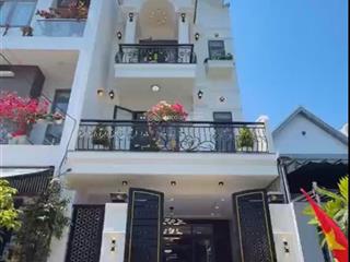 Chính chủ kẹt tiền bán nhà 2 lầu gần chợ bờ ngựa 5 phòng ngủ 4 nvs  shr