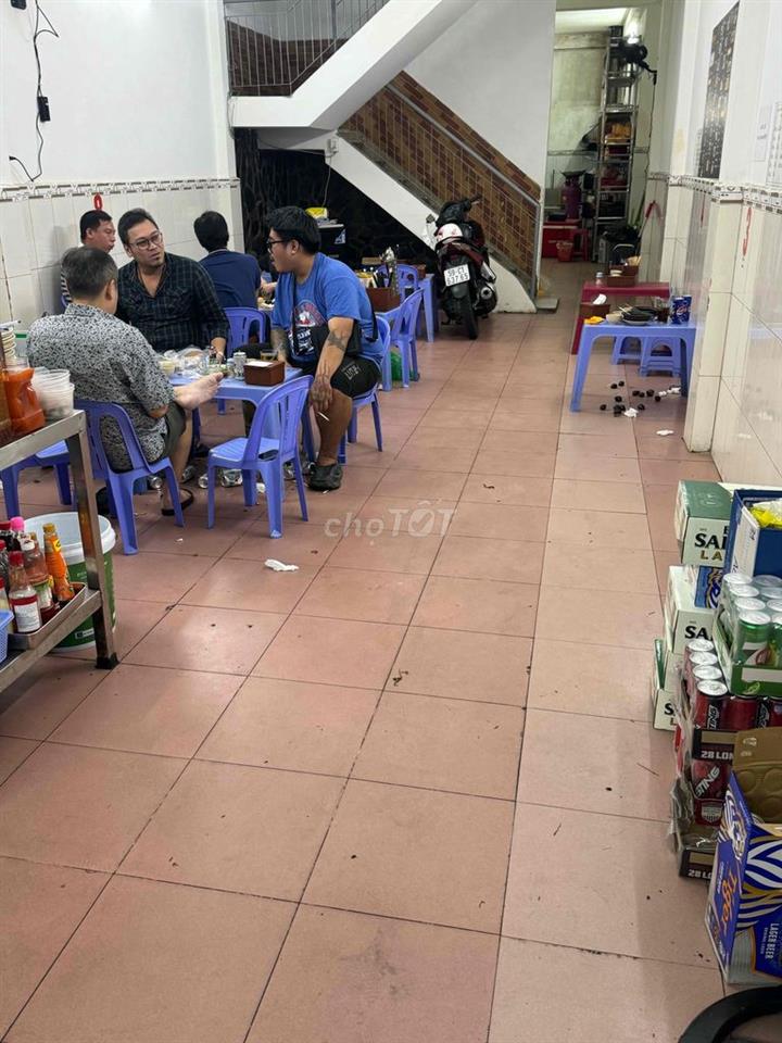 Sang mặt bằng kinh doanh MT tôn đản