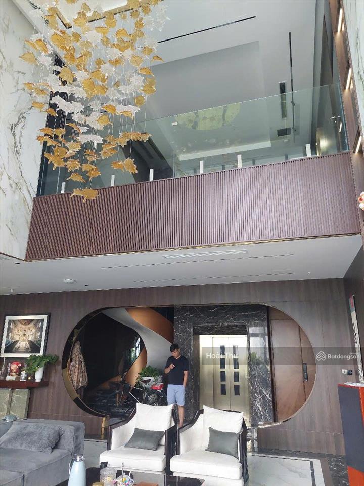 Bán siêu phẩm penthouse 700m2, duplex 3 tầng, chung cư tsq  euroland, nội thất siêu đẹp giá 36tỷ