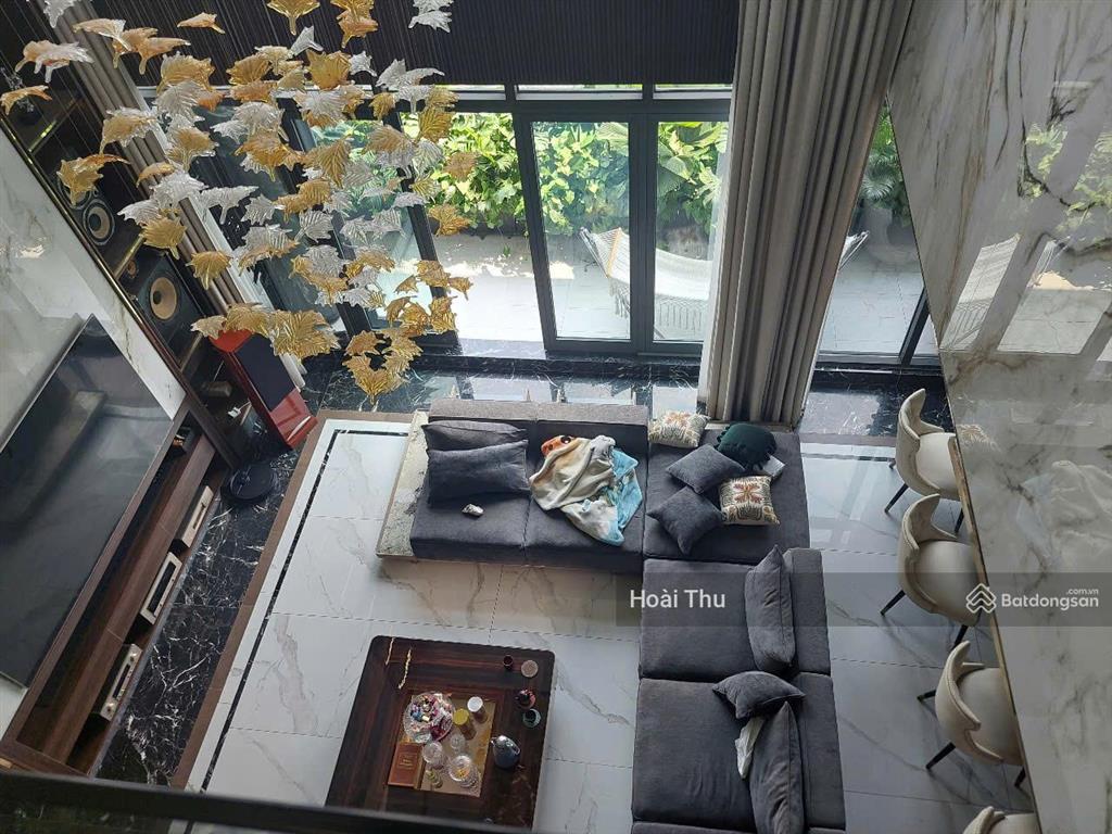 Bán siêu phẩm penthouse 700m2, duplex 3 tầng, chung cư tsq  euroland, nội thất siêu đẹp giá 36tỷ