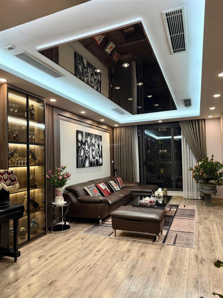 Bán căn hộ 3pn + 2wc tại làng việt kiều châu âu euroland, giá 9 tỷ, diện tích 140m2  3 ban công