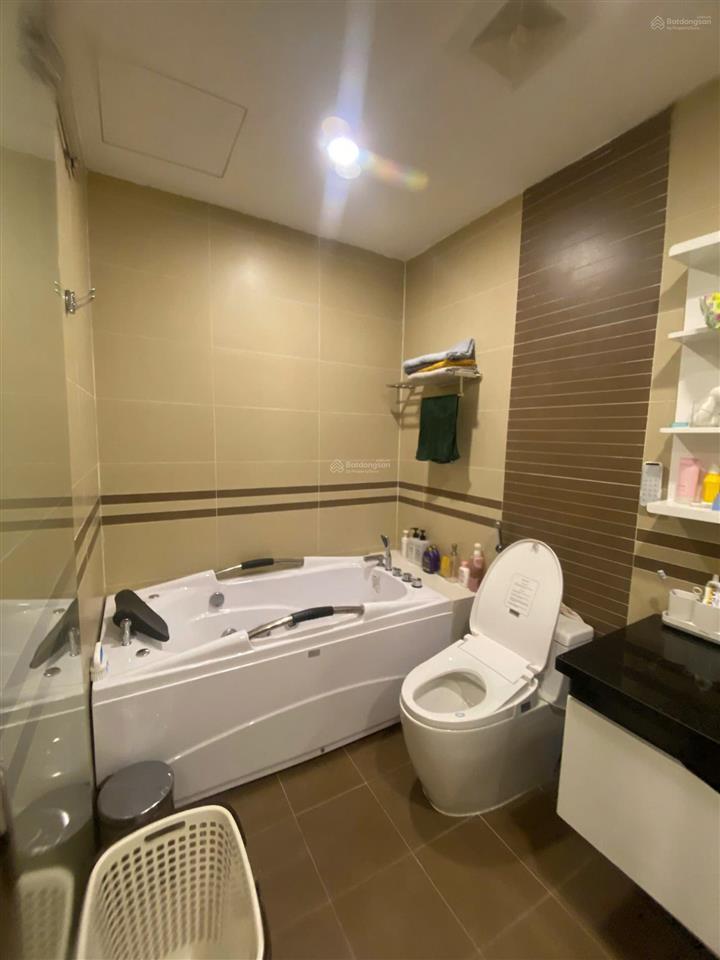 Bán căn hộ 3pn + 2wc tại làng việt kiều châu âu euroland, giá 9 tỷ, diện tích 140m2  3 ban công