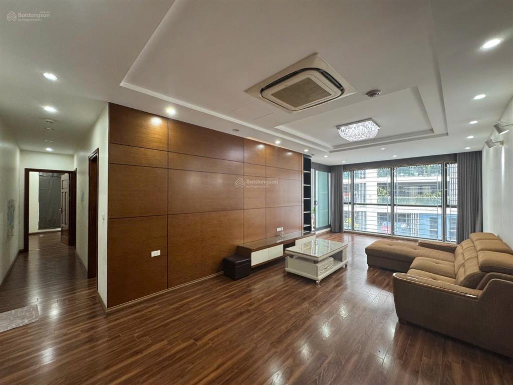 Cho thuê chung cư 3pn, 2wc, 145m²  tòa t2 làng việt kiều châu âu euroland, giá 15 triệu/tháng