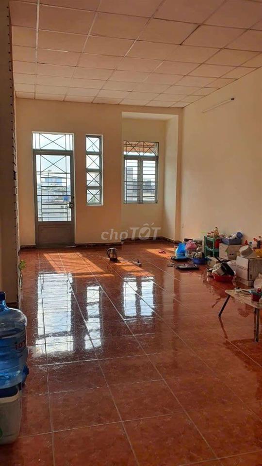 Nhà mặt tền Tô Ký