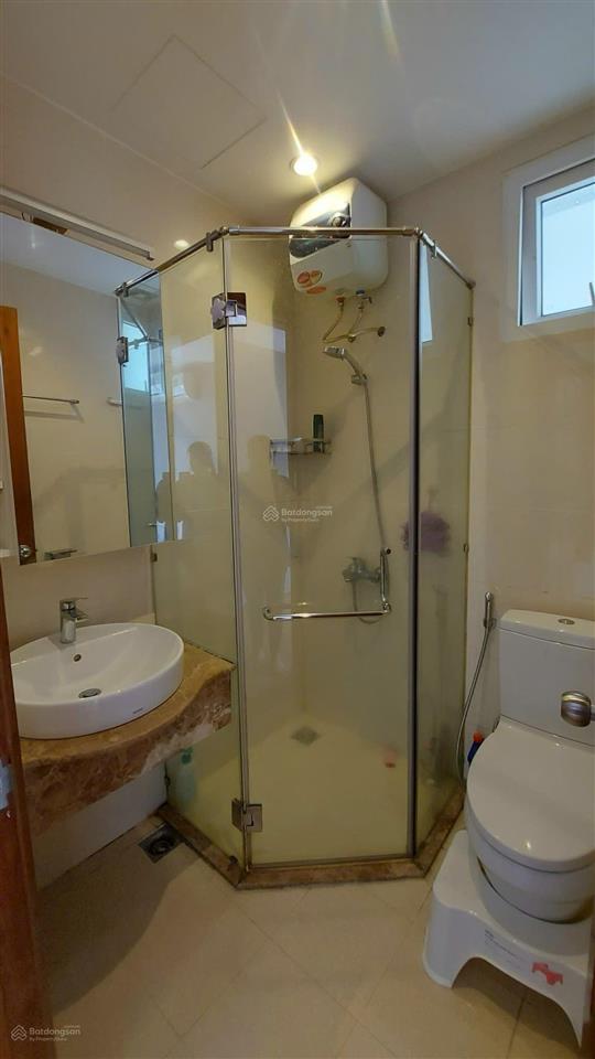 Bán lỗ 300tr ch sky center, 2pn 2wc, 5,7 tỷ, 74m2 view công viên hồ bơi tầng 15