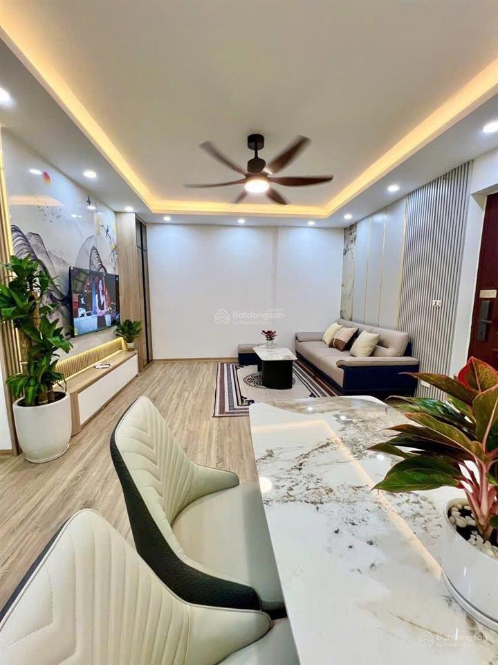 Cho thuê căn 60m2 2 ngủ đẹp rice city linh đàm giá 9 triệu/tháng cọc 1 đóng 3 nhà