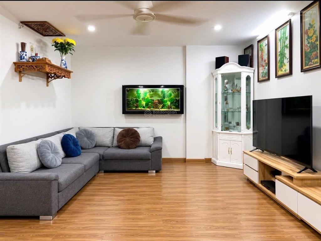 Cho thuê nhà đủ đồ mới đẹp 2 ngủ 2 wc rice city linh đàm /  0979 993 ***