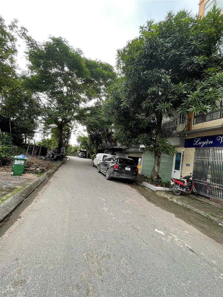 Cho thuê nhà 6 tầng thông sàn thang máy, mỗi tầng 60m2 tại kđt tây nam linh đàm