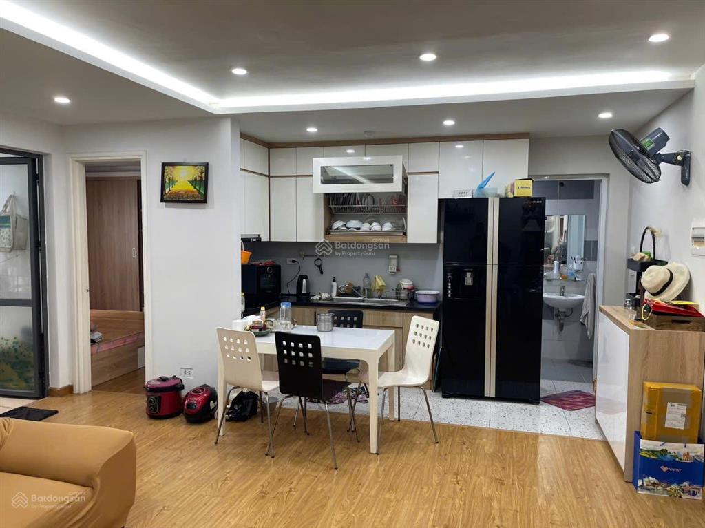 Cho thuê căn hộ 2 ngủ đẹp đủ đồ tại toà rice city linh đàm, giá 9 triệu