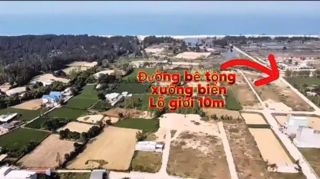 Duy nhất 1 lô đất biển 180m2 full thổ cư giá rẻ nhất chỉ 970 triệu, xây nhà 2 tầng nhìn thấy biển