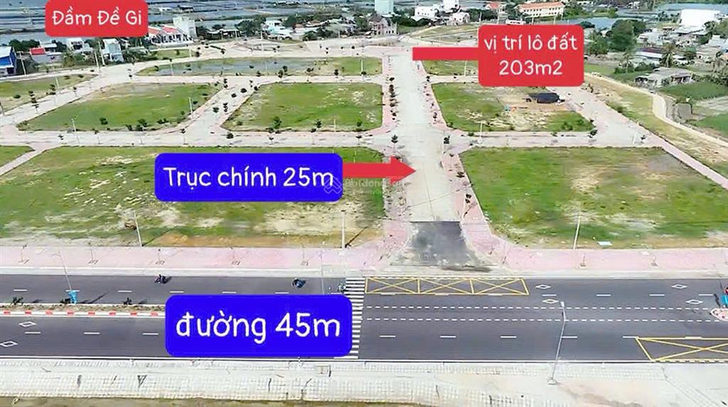 Đất biển đề gi, diện tích 203m2 ngang 10m thuận lợi xây khách sạn, nhà hàng