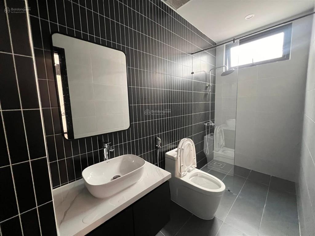 Bán nhà siêu đẹp mt phan triêm sau lưng võ chí công. nhà đẹp xem là mê ngay. giá tốt nhất