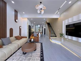 Nhà 3 tầng mới 100%  nam cầu nguyễn tri phương hướng đông nam cực mát