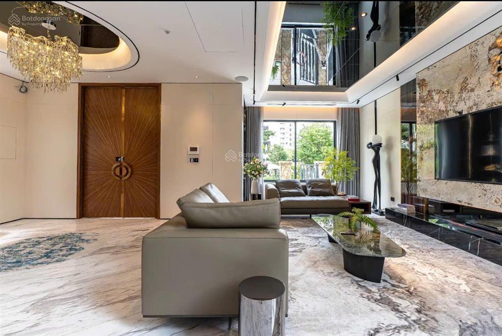 Giá mới cập nhật giá tốt, căn biệt thự 560m2 đơn lập ven sông sài gòn, đảo kim cương quận 2