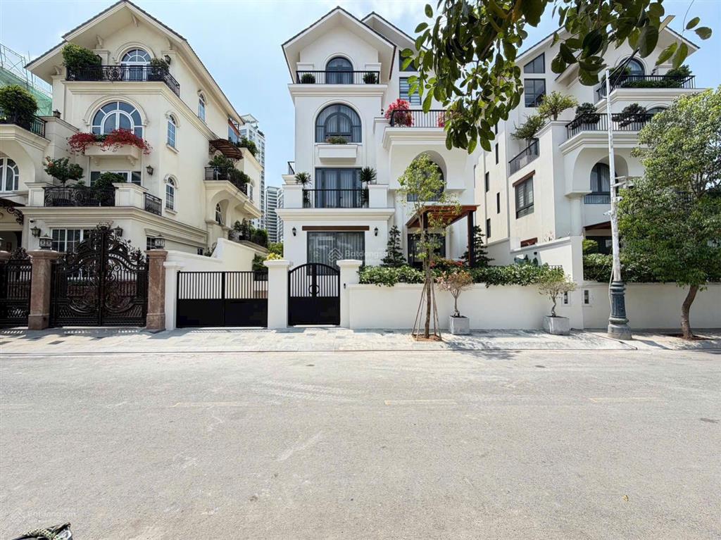 Cần bán căn biệt thự đơn lập 280m2 sài gòn mystery villas  giá mới cập nhật tốt nhất thị trường.