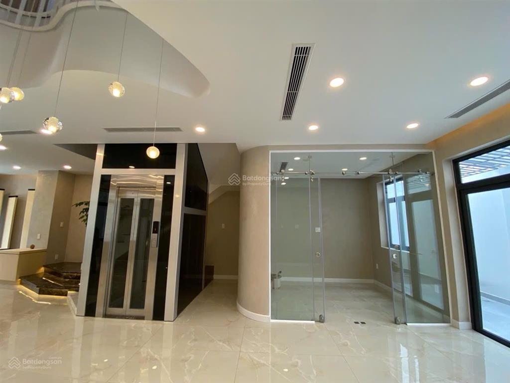 Chính chủ cần bán căn nhà phố 126m2 hoàn thiện  giá mới cập nhật nổi bật.