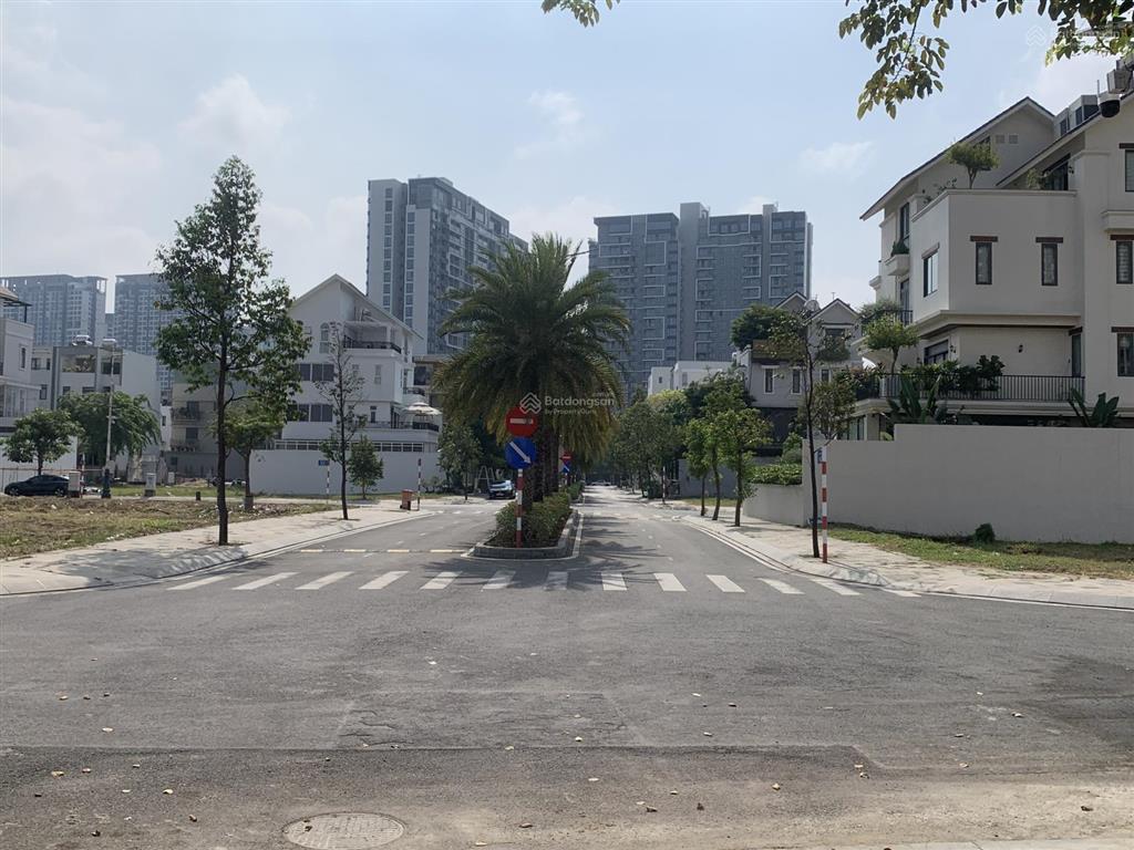 Chính chủ cần bán nền biệt thự 450m2 dự án sài gòn mystery villas  đảo kim cương q. 2