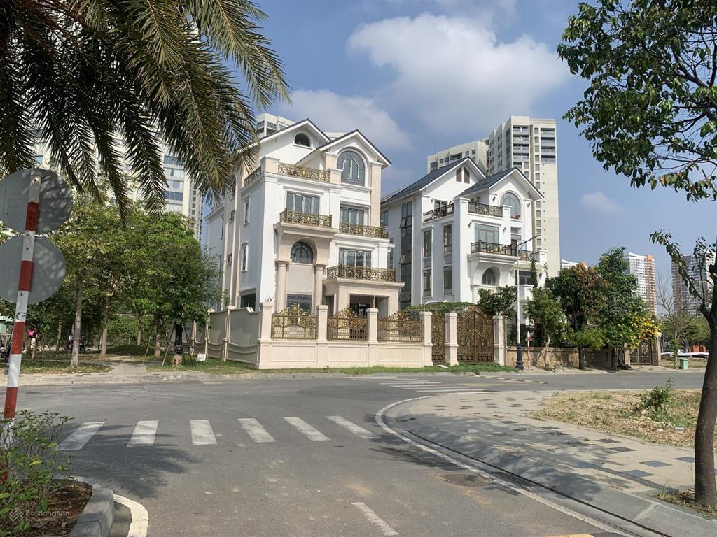 Chính chủ cần bán nền biệt thự 450m2 dự án sài gòn mystery villas  đảo kim cương q. 2