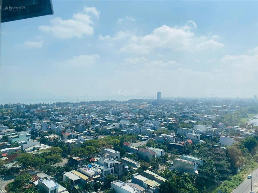 Cần tiền bán nhanh căn hộ ori toà ct1  2pn view biển full nội thất giá tốt thị trường