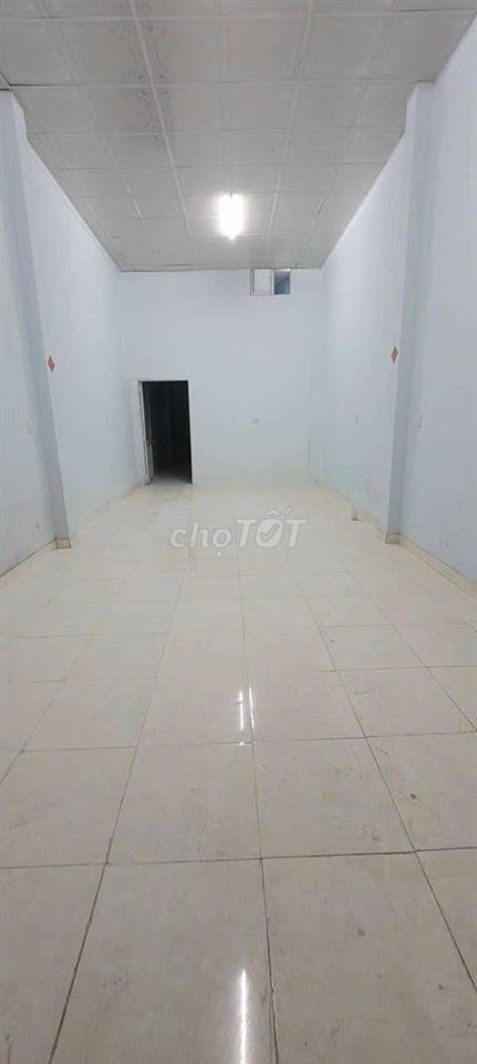 Mặt tiền Thạnh lộc 16
DT 4x25m có gác thích hợp ở và làm văn phòng 8tr