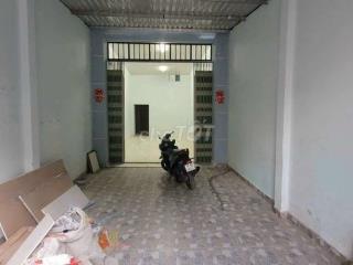Mặt tiền Thạnh lộc 16
DT 4x25m có gác thích hợp ở và làm văn phòng 8tr