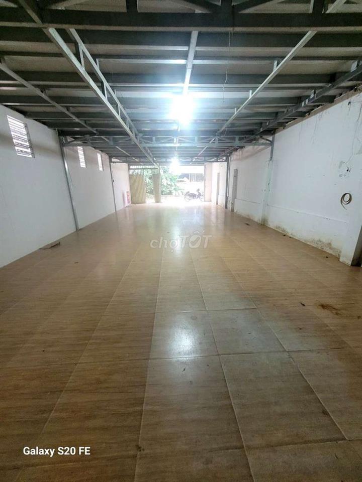Xưởng 1/ Hà Huy Giáp cao đẳng điện lực quận 12
DT : 6,5x20m tải 5 tấn