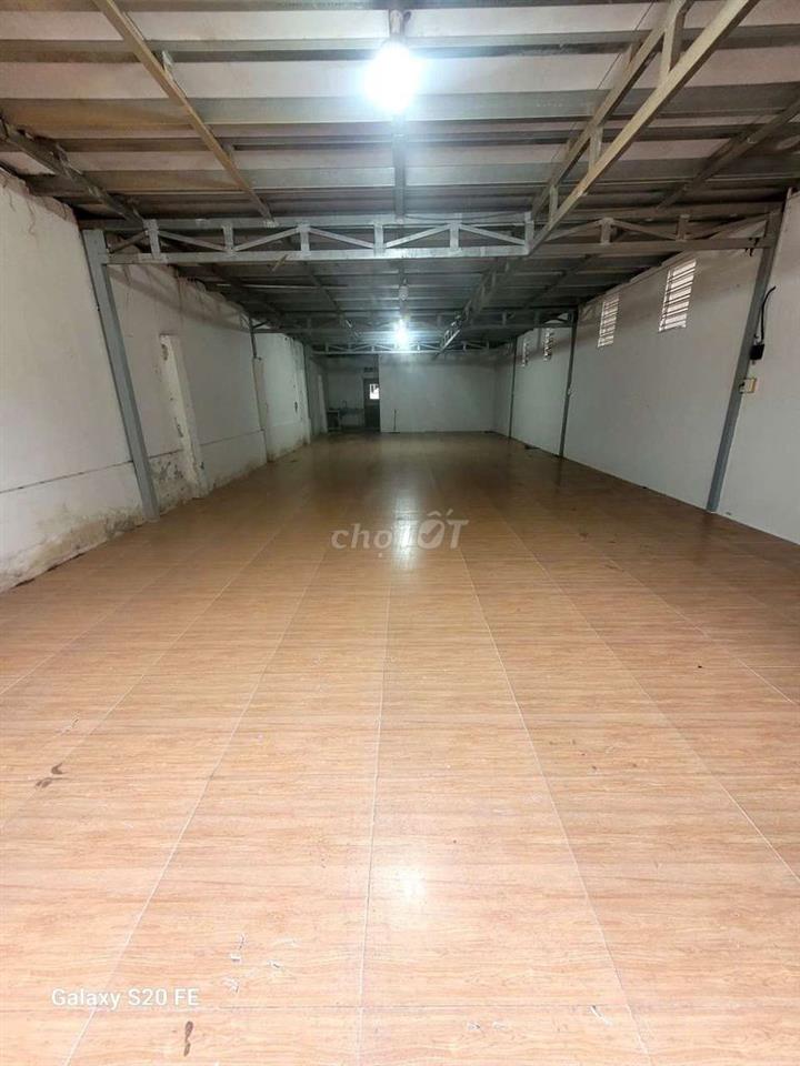 Xưởng 1/ Hà Huy Giáp cao đẳng điện lực quận 12
DT : 6,5x20m tải 5 tấn