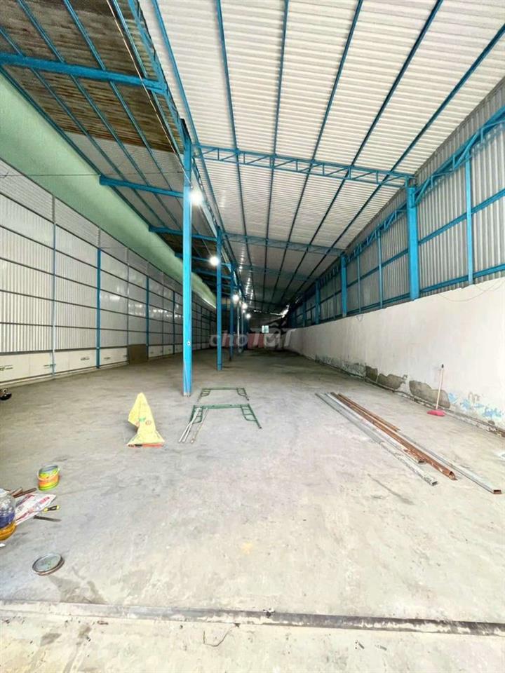 Cho Thuê Kho Xưởng. Chợ Đường, Thạnh Lộc. Q12, đường 10 tấn DT: 12x50m