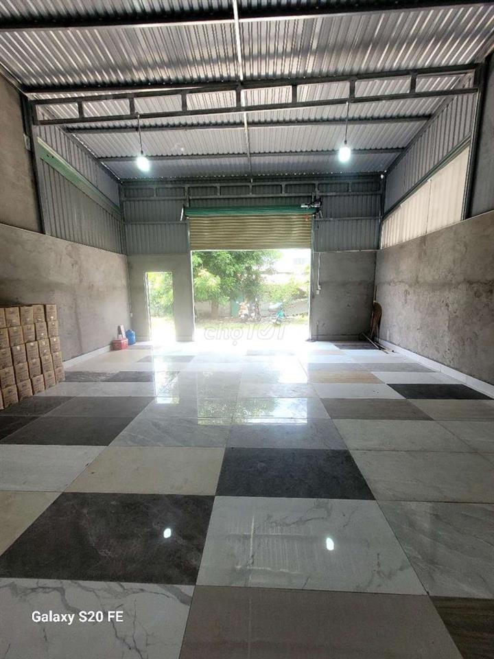 Cho Thuê Xưởng apd 25 mới xây
DT : 7,5x11m có gác
Giá 7tr tháng