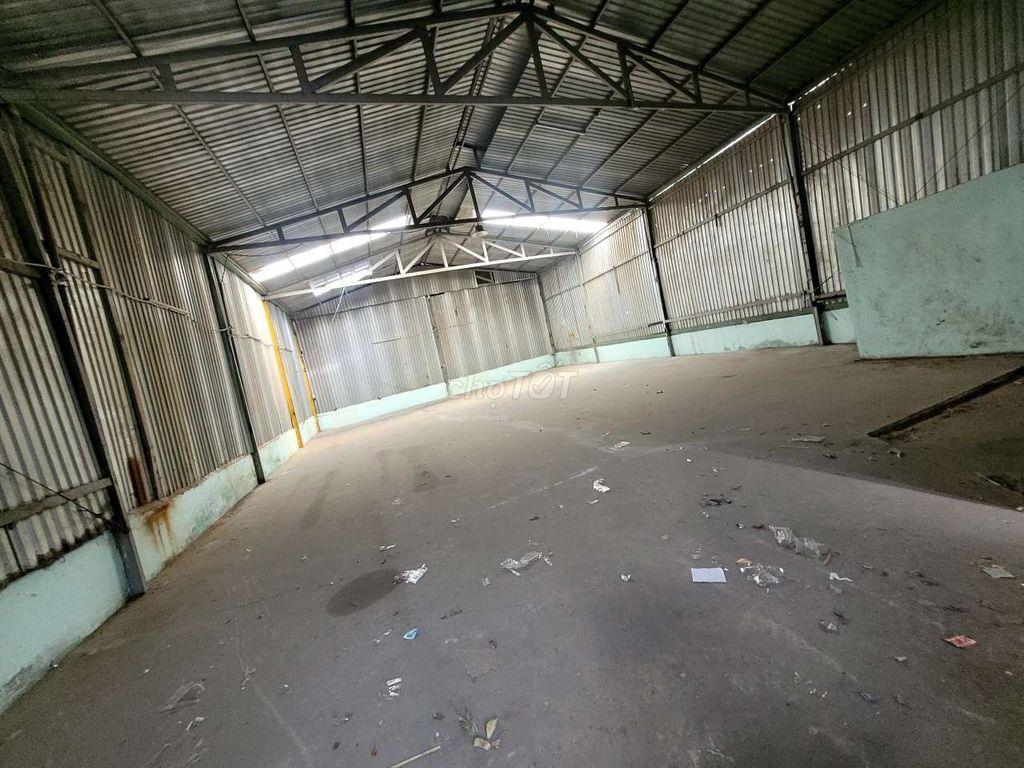 cho Thuê Mặt tiền Thạnh lộc 19 ngã 4ga ,DT 12x20m thích hợp kd.kho X