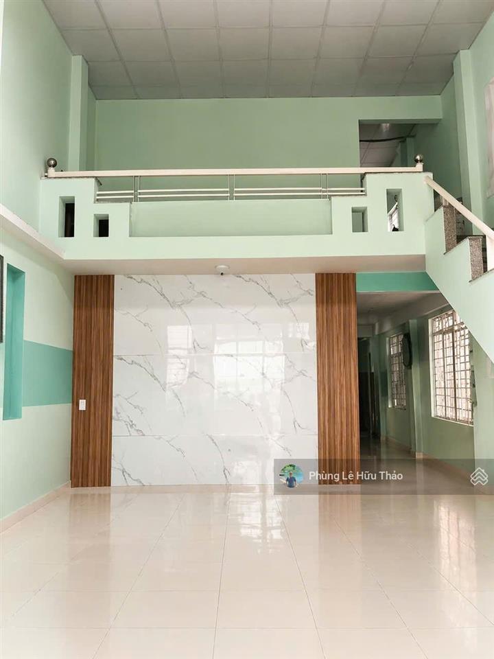Chính chủ gửi bán nhà cấp 4 gác lửng đúc xây kiên cố, chỉ cách mặt tiền lê độ 80m