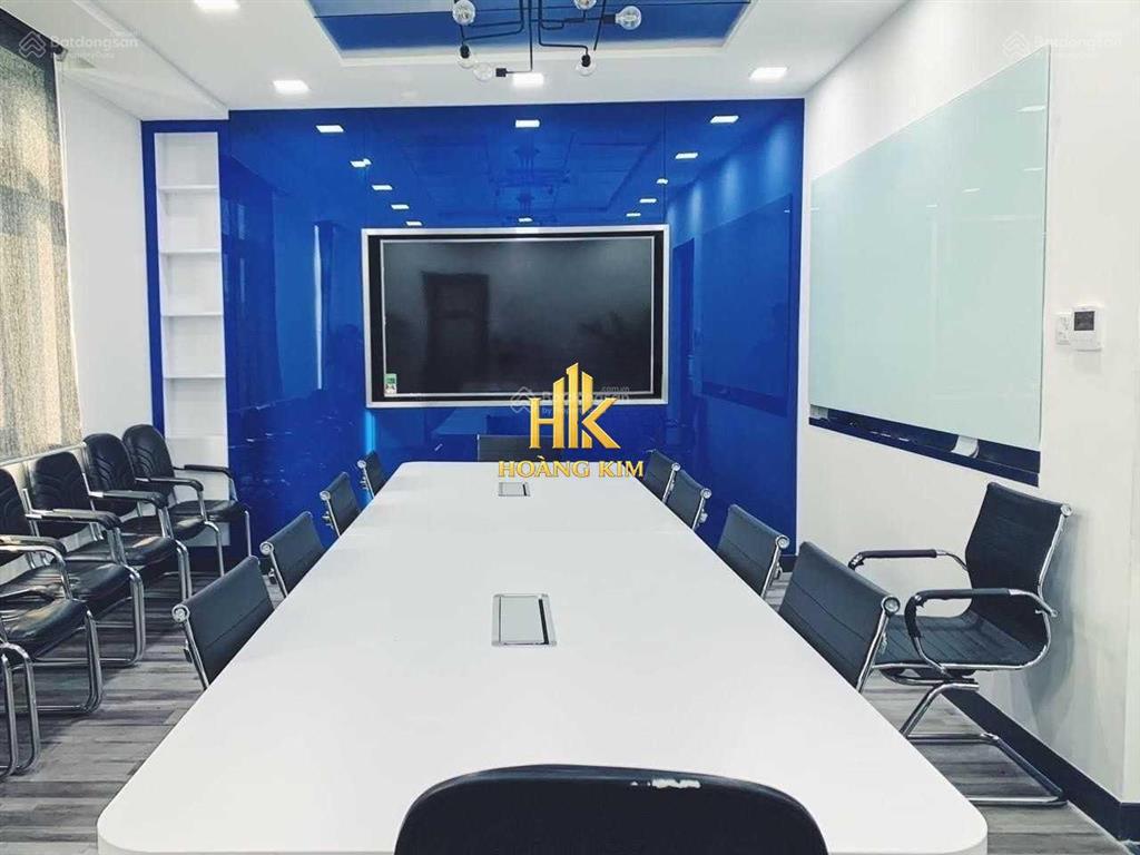Cho thuê nhà phổ quang tân bình * 8x25m * trệt 3 lầu * 6 phòng