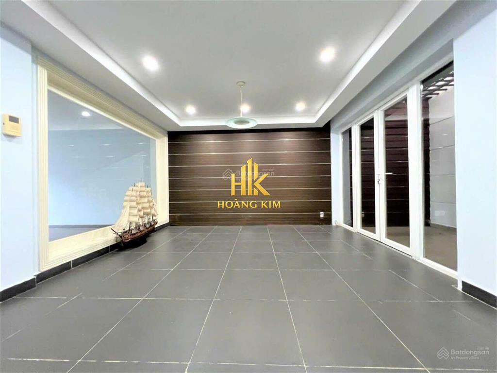 Nhà cho thuê nguyên căn khu bàn cờ k300 p.12 tân bình 350m2 sử dụng