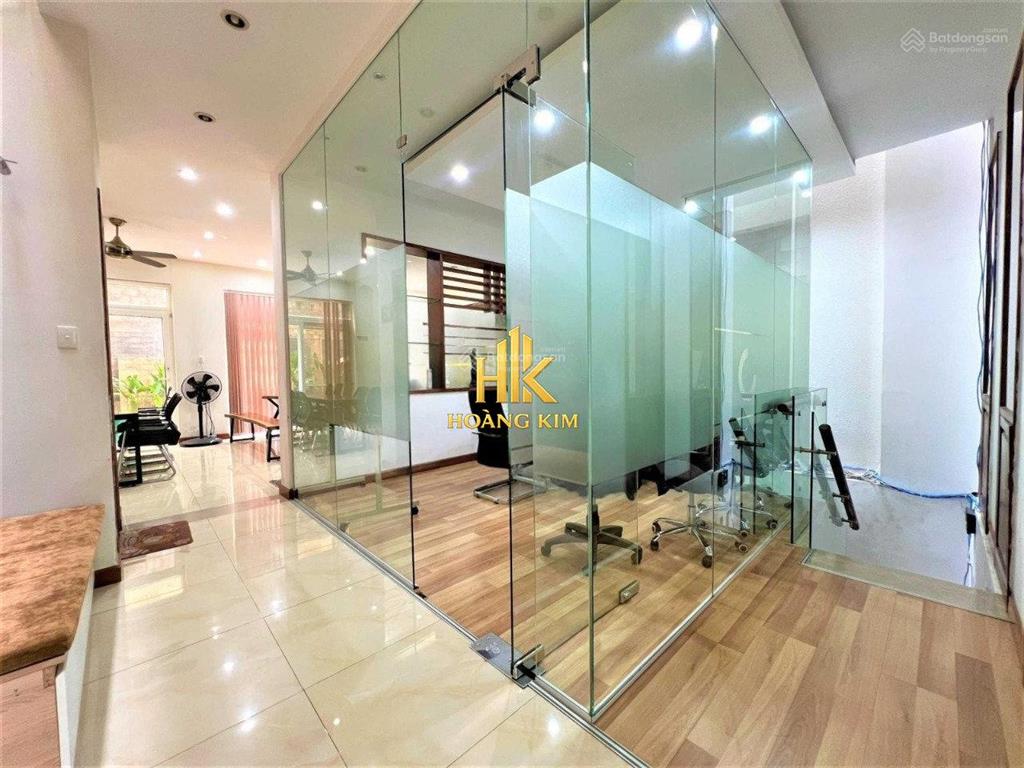 Cho thuê biệt thự cửu long tân bình * 8x20m * trệt 2 lầu st * khu vực dân trí cao