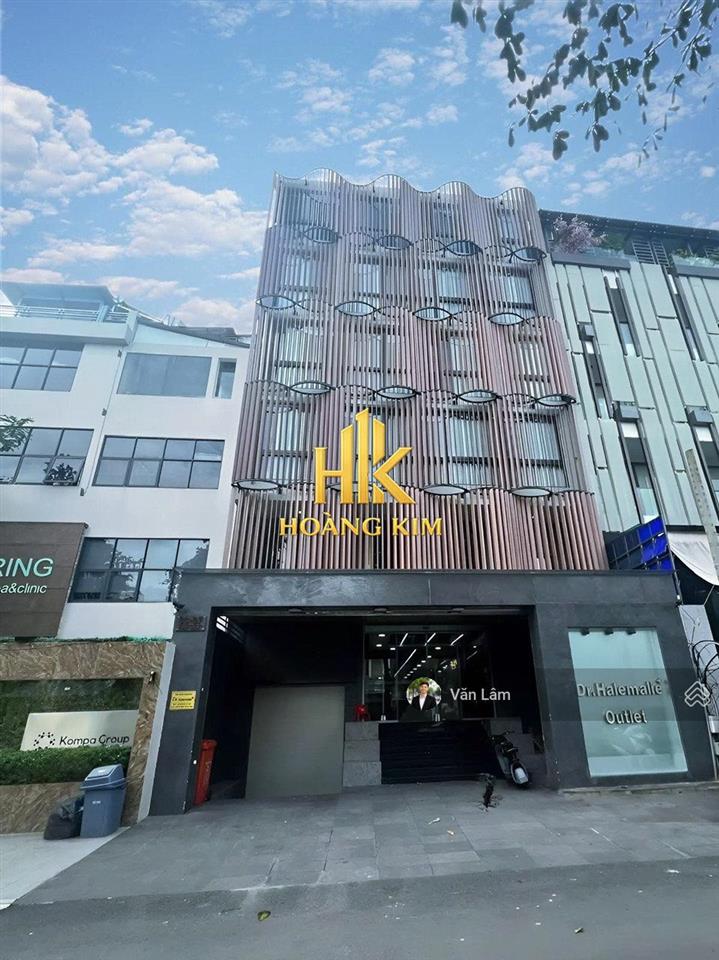 Cho thuê nhà cửu long p.2 tân bình * sàn suốt đẹp * cầu thang cuối nhà